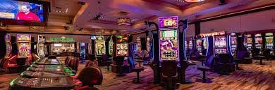 Esports ပွဲစဉ် Live Betting ကြည့်ရှုနေသောပုံ